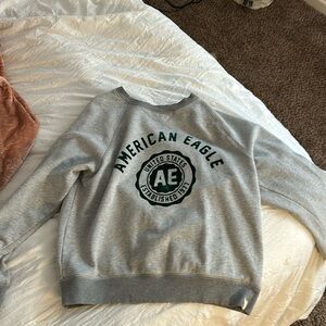 american eagle crewmeck